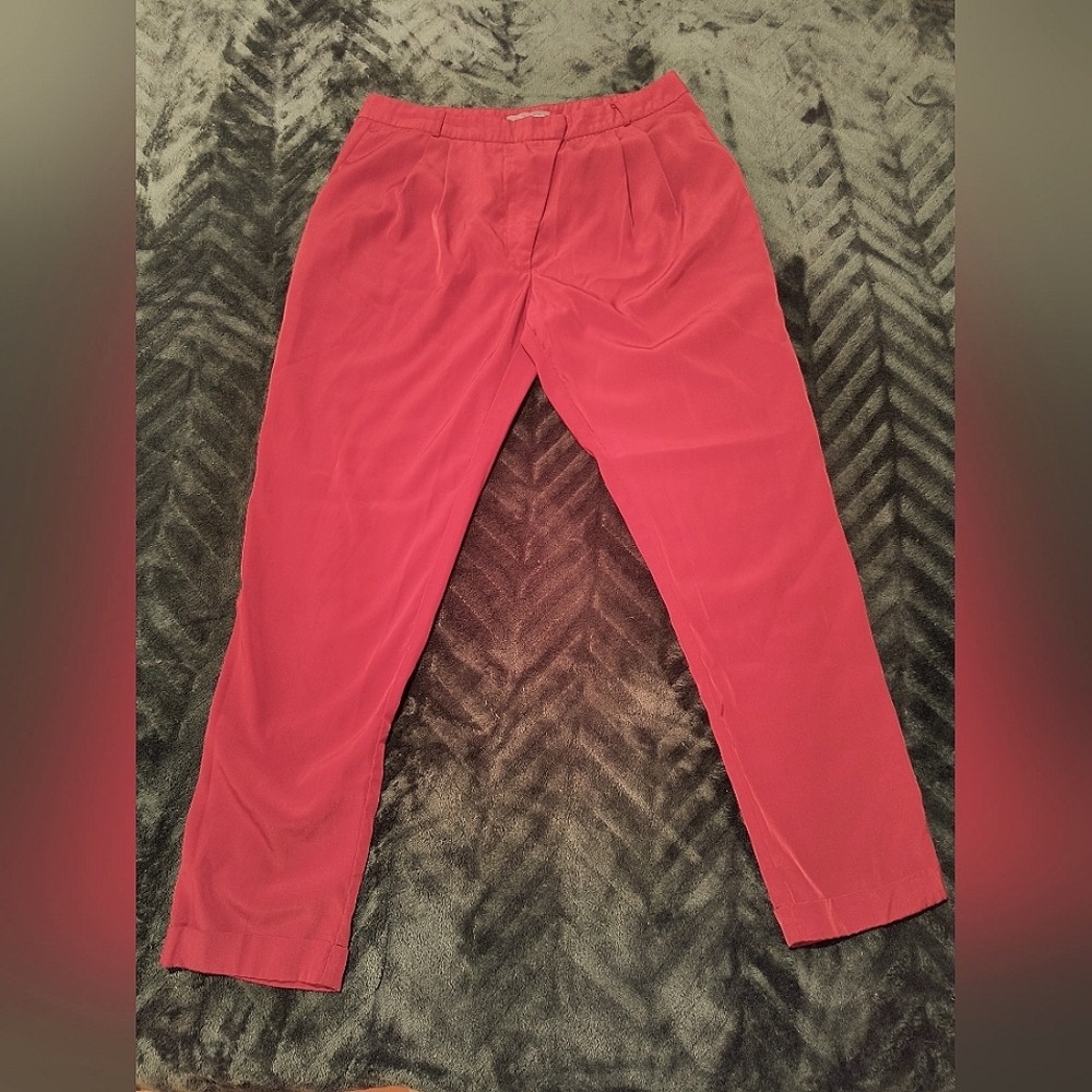 Version Originale Pants, size 42. Beautiful Orange. Silk. Very comfortable.